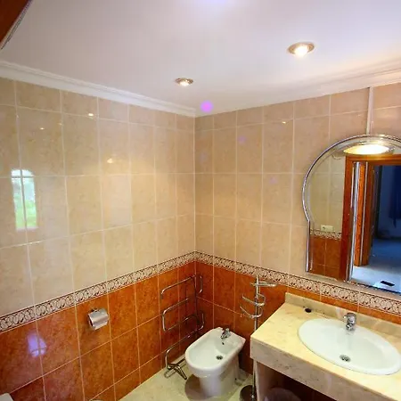 3-bedroom Townhouse In Hills * Altea