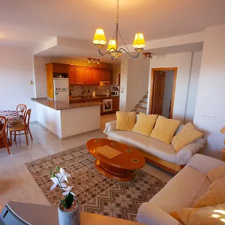 3-bedroom Townhouse In Hills Holiday home *
